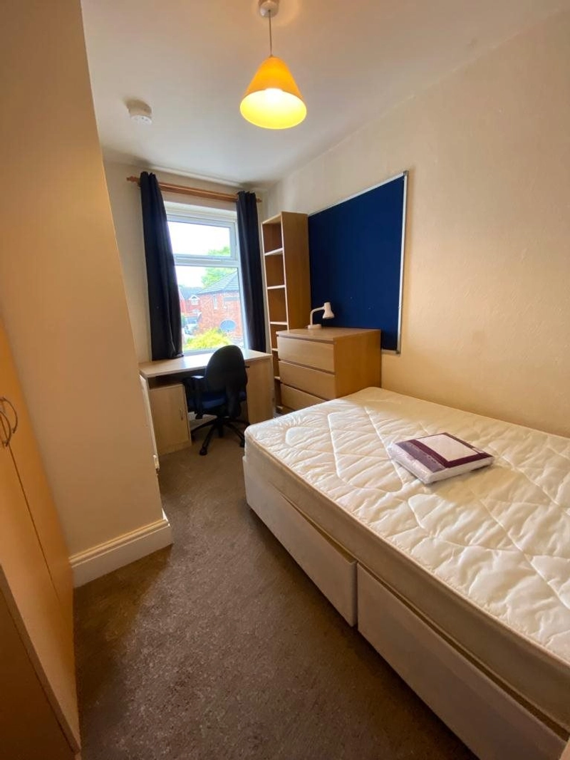 3 Bed West end - Student House - Bills Included - Thumbnail 7
